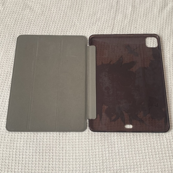 iPad Pro 11 case - Peonies and Dragonflies - Picture 3 of 3